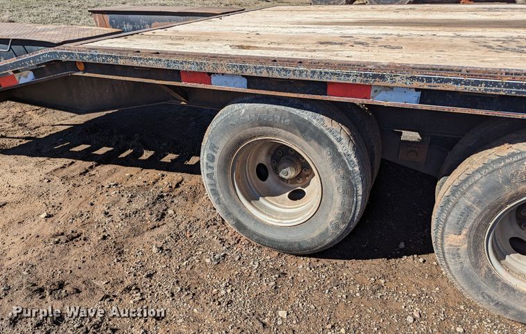 image for item LF9652 2012 Maxey GN20K  equipment trailer