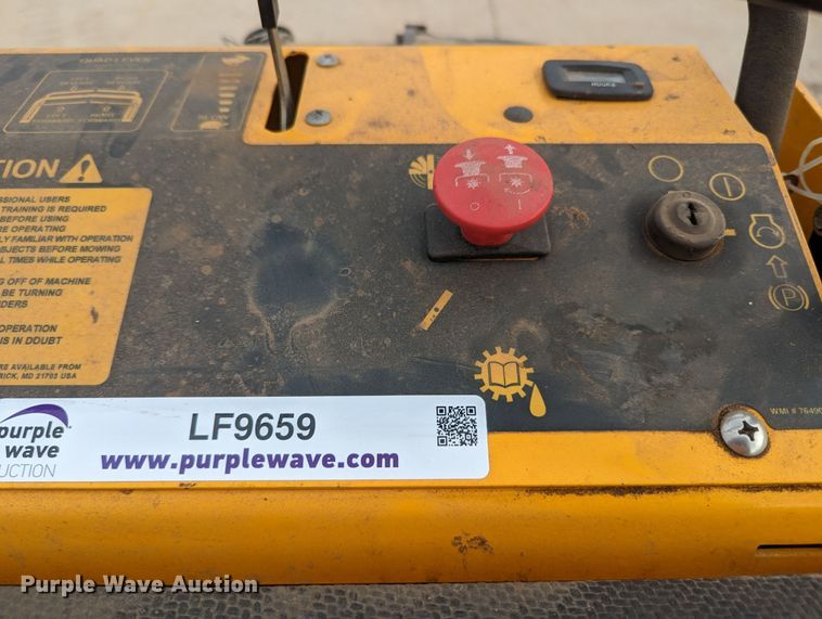 image for item LF9659 2017 Wright Stander ZK  ZTR lawn mower