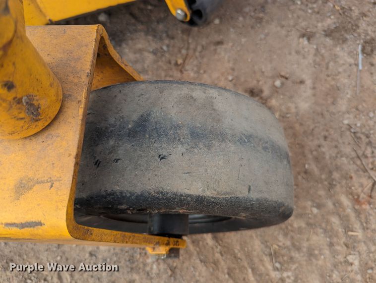 image for item LF9661 2014 Wright Stander X  ZTR lawn mower