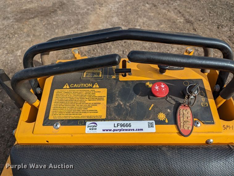 image for item LF9666 2015 Wright Stander  ZTR lawn mower