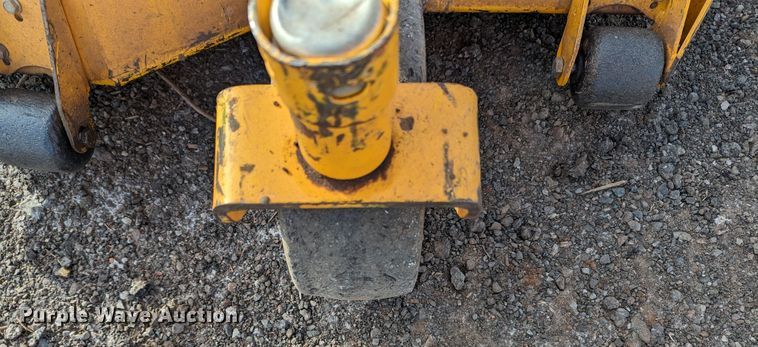 image for item LF9666 2015 Wright Stander  ZTR lawn mower