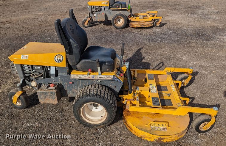 image for item LF9667 Walker B27i  ZTR lawn mower