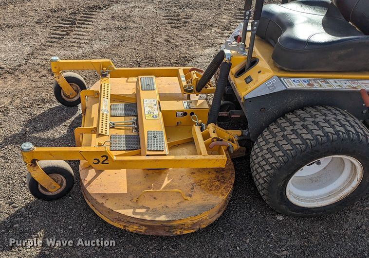 image for item LF9667 Walker B27i  ZTR lawn mower