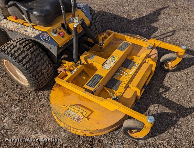 image for item LF9667 Walker B27i  ZTR lawn mower