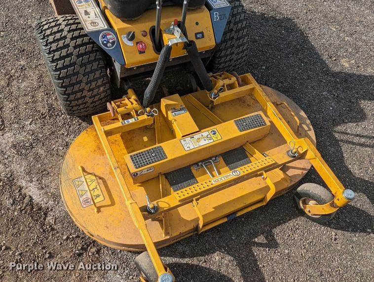 image for item LF9667 Walker B27i  ZTR lawn mower