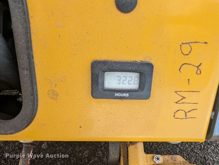 image for item LF9667 Walker B27i  ZTR lawn mower