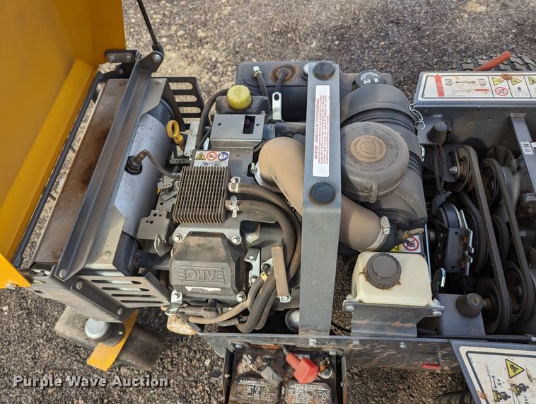 image for item LF9667 Walker B27i  ZTR lawn mower