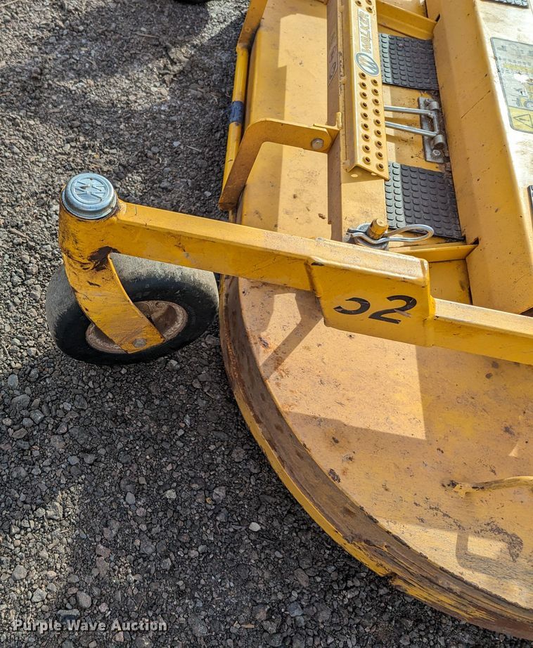 image for item LF9667 Walker B27i  ZTR lawn mower