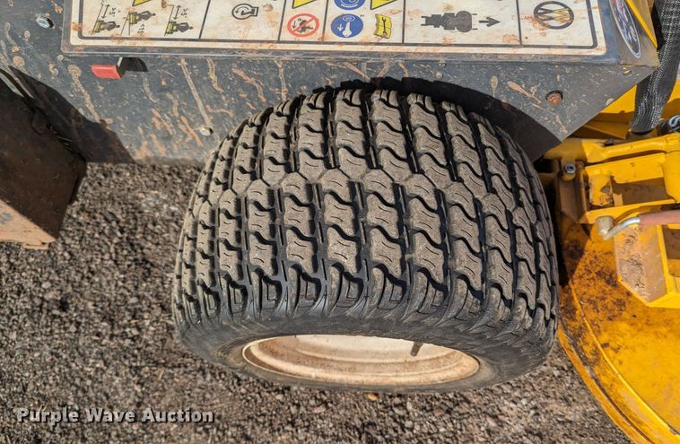 image for item LF9667 Walker B27i  ZTR lawn mower