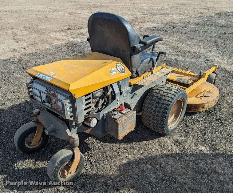 image for item LF9668 Walker B27i  ZTR lawn mower