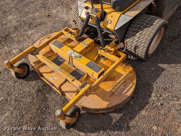 image for item LF9668 Walker B27i  ZTR lawn mower