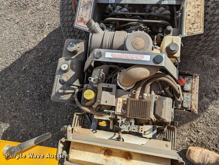 image for item LF9668 Walker B27i  ZTR lawn mower