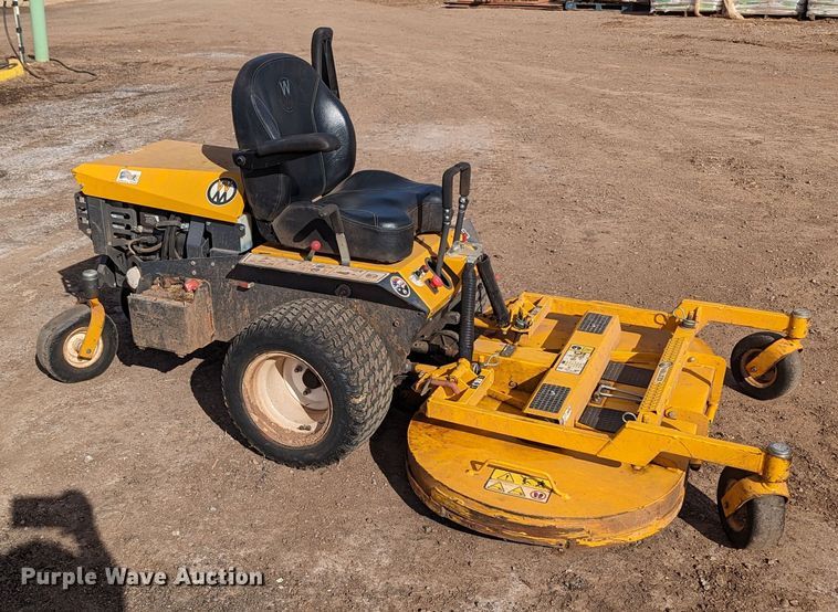 image for item LF9669 Walker B27i  ZTR lawn mower