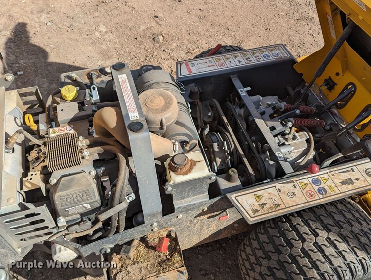 image for item LF9669 Walker B27i  ZTR lawn mower