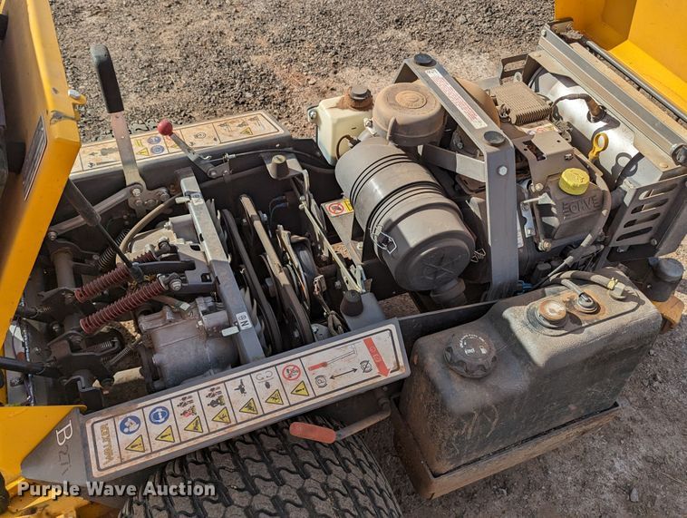 image for item LF9669 Walker B27i  ZTR lawn mower