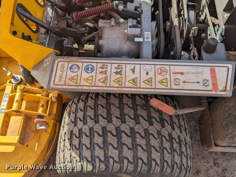 image for item LF9669 Walker B27i  ZTR lawn mower