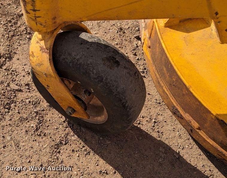 image for item LF9669 Walker B27i  ZTR lawn mower