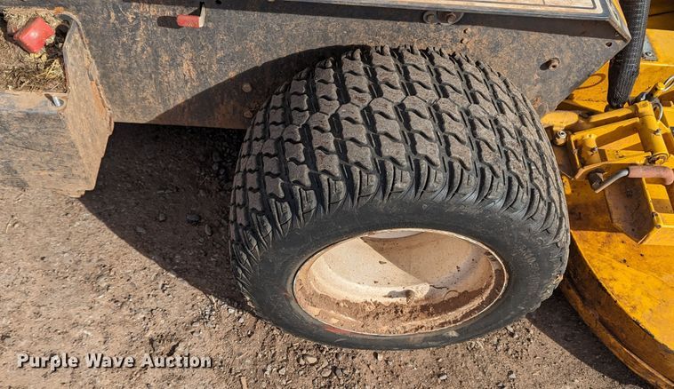 image for item LF9669 Walker B27i  ZTR lawn mower