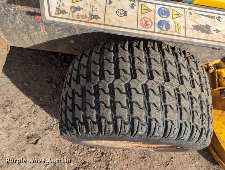 image for item LF9669 Walker B27i  ZTR lawn mower