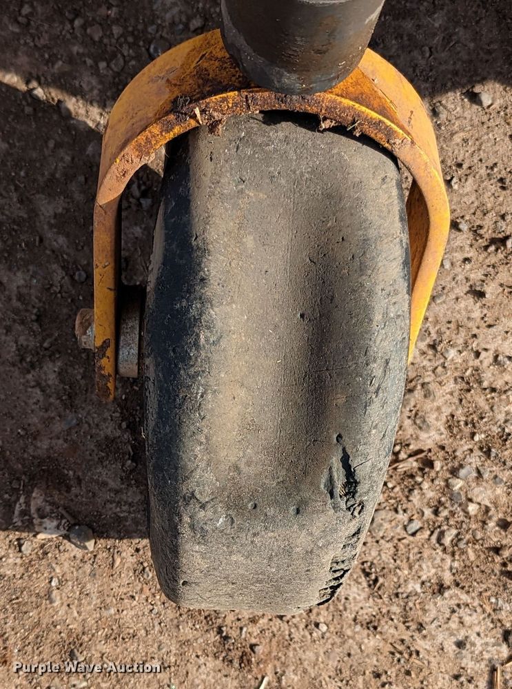 image for item LF9669 Walker B27i  ZTR lawn mower