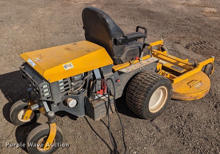 image for item LF9670 Walker B27i  ZTR lawn mower