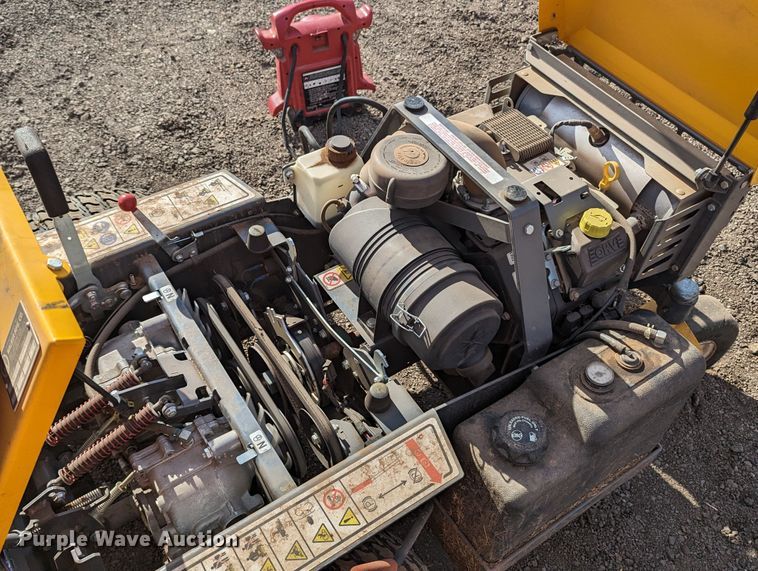 image for item LF9670 Walker B27i  ZTR lawn mower