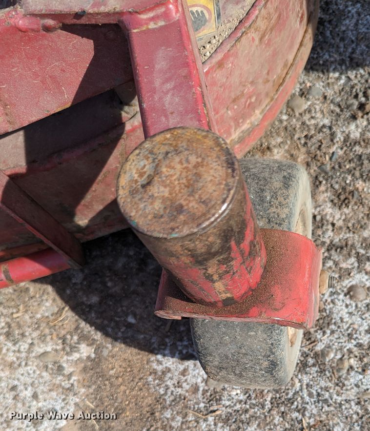 image for item LF9671 Exmark Navigator  ZTR lawn mower