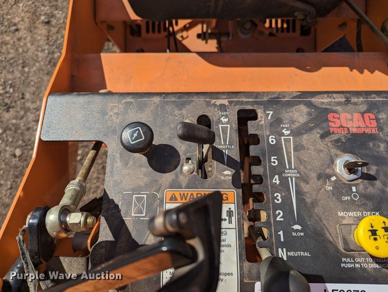 image for item LF9672 (2) pieces of lawn equipment