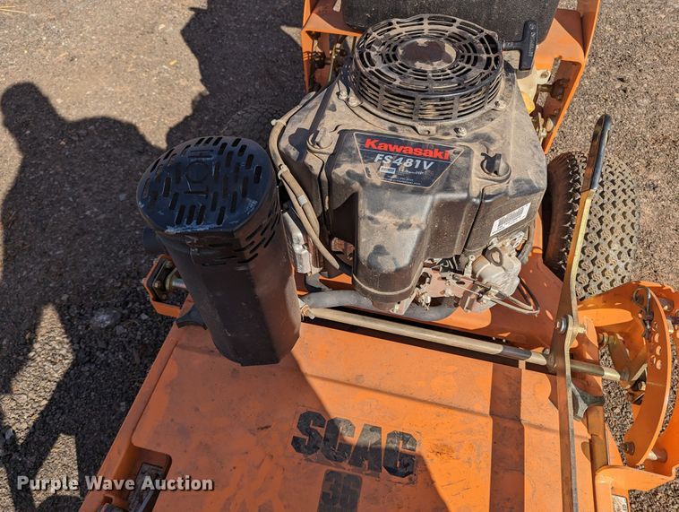 image for item LF9672 (2) pieces of lawn equipment