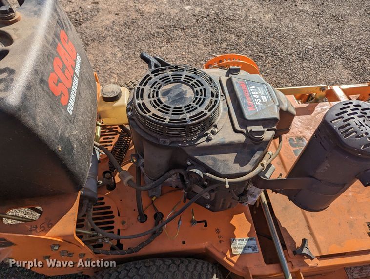 image for item LF9672 (2) pieces of lawn equipment