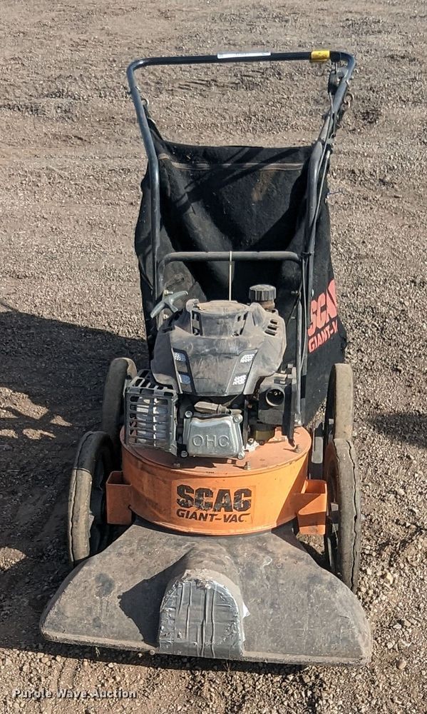 image for item LF9672 (2) pieces of lawn equipment