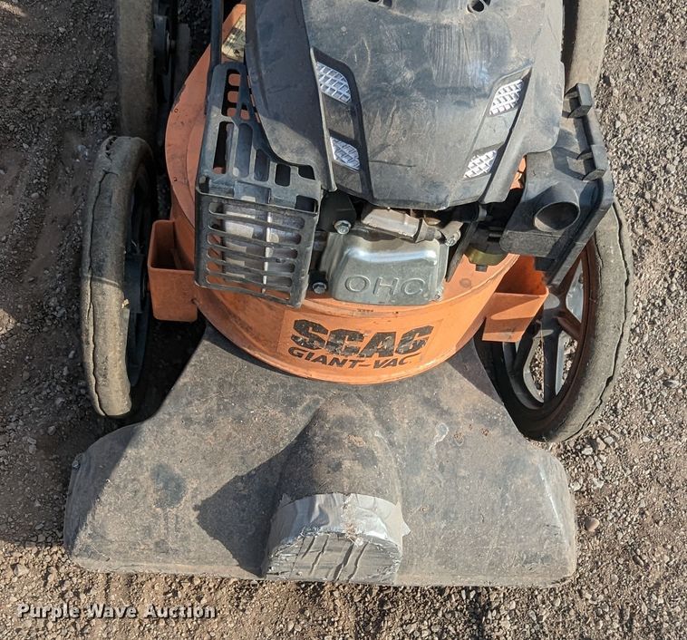 image for item LF9672 (2) pieces of lawn equipment