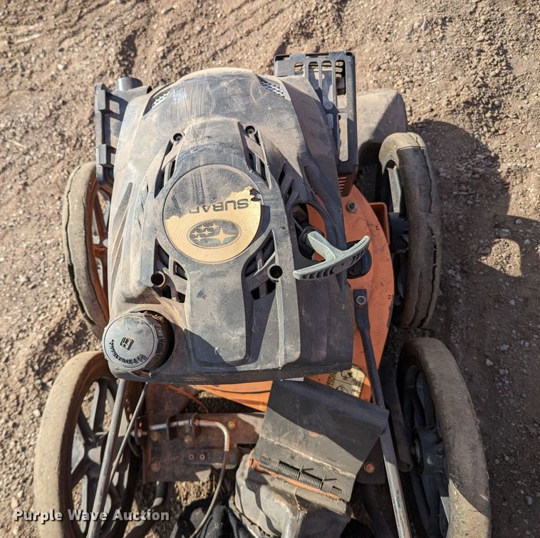 image for item LF9672 (2) pieces of lawn equipment