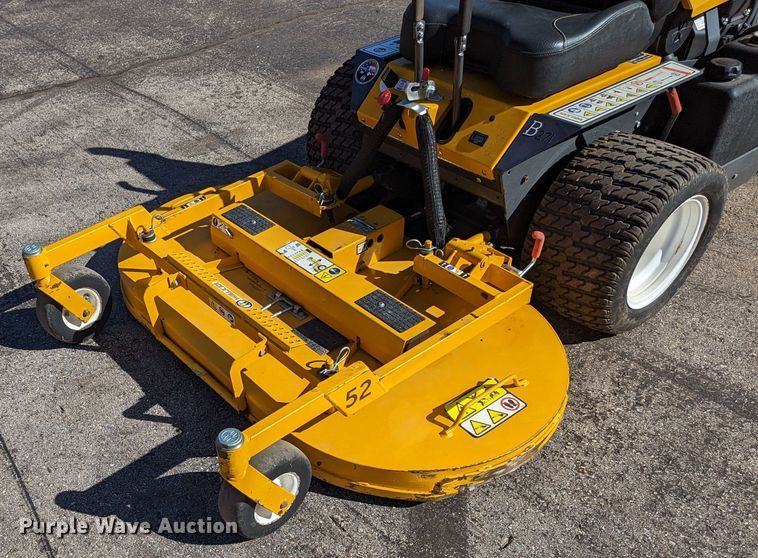 image for item LF9673 Walker B27i  ZTR lawn mower