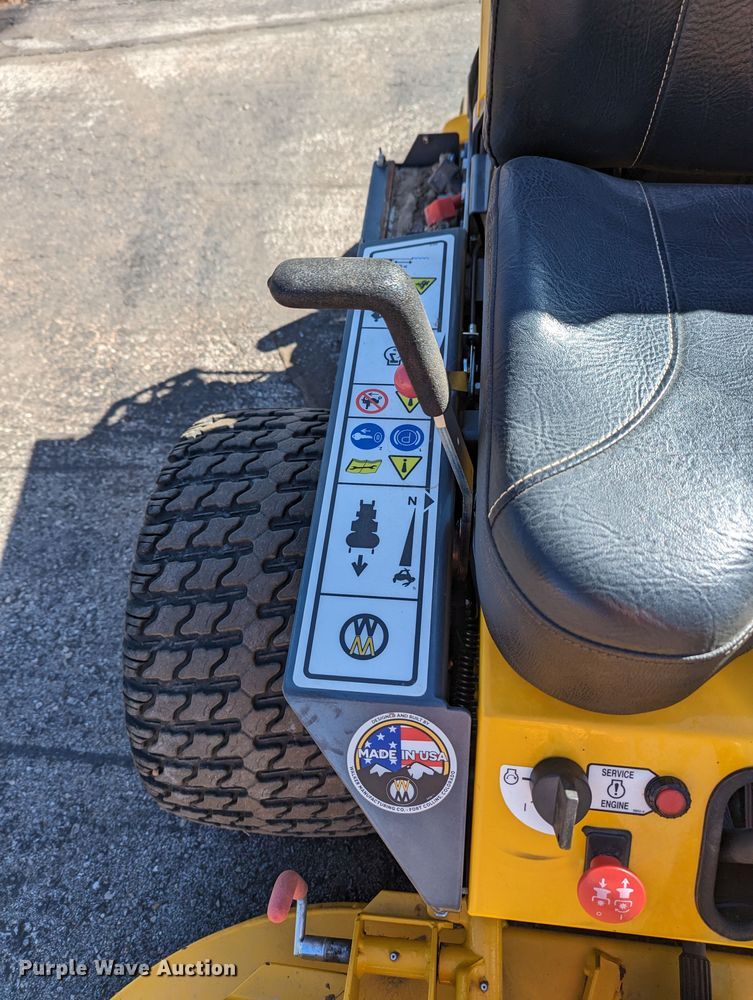 image for item LF9673 Walker B27i  ZTR lawn mower