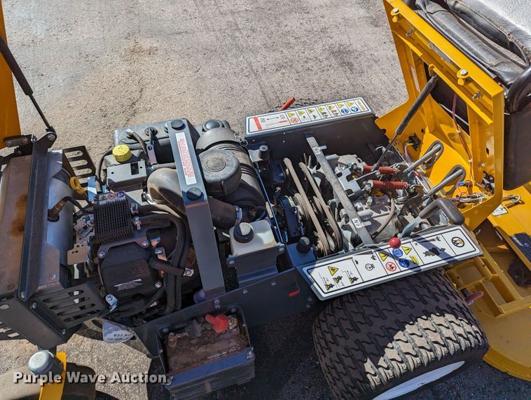 image for item LF9673 Walker B27i  ZTR lawn mower