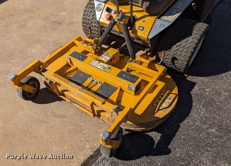 image for item LF9674 Walker B27i  ZTR lawn mower