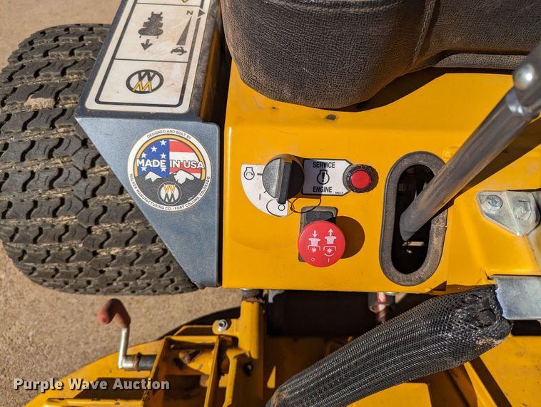 image for item LF9674 Walker B27i  ZTR lawn mower