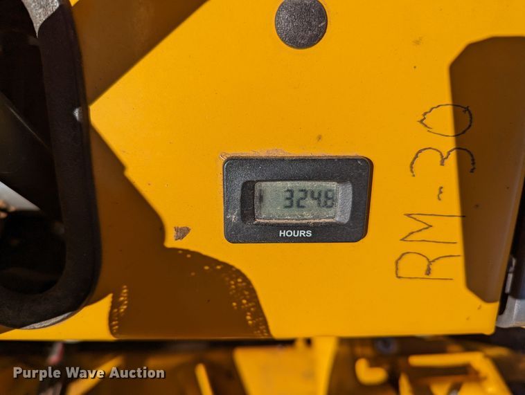 image for item LF9674 Walker B27i  ZTR lawn mower