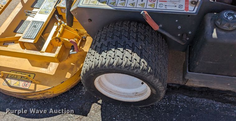 image for item LF9674 Walker B27i  ZTR lawn mower