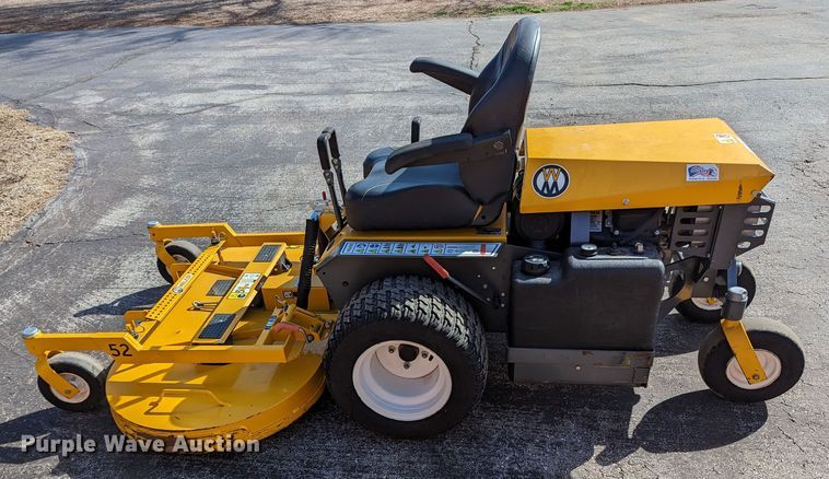 image for item LF9675 Walker B27i  ZTR lawn mower