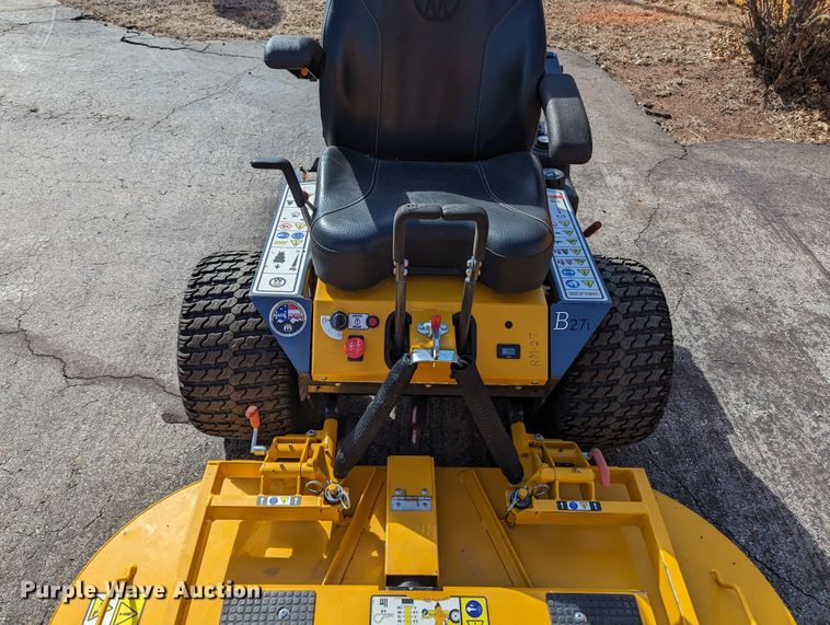 image for item LF9675 Walker B27i  ZTR lawn mower