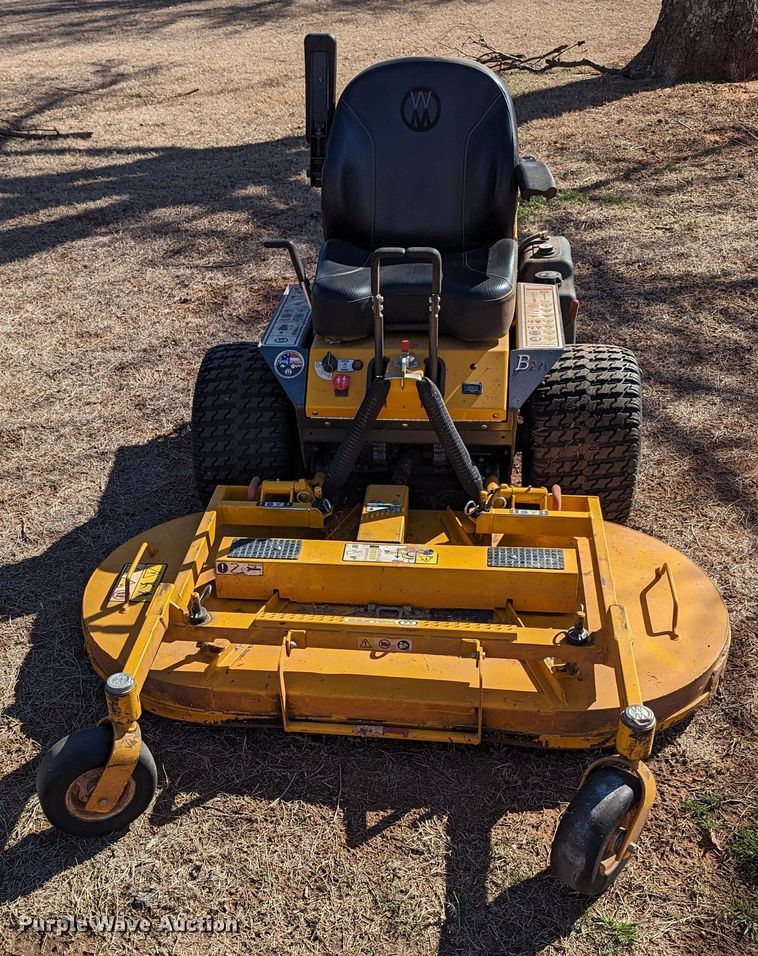 image for item LF9676 Walker B27i  ZTR lawn mower