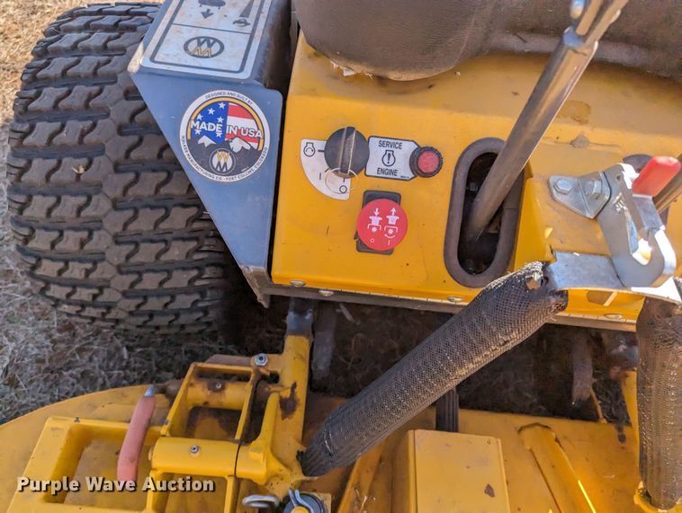 image for item LF9676 Walker B27i  ZTR lawn mower