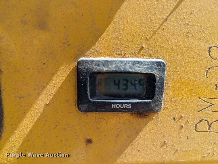 image for item LF9676 Walker B27i  ZTR lawn mower