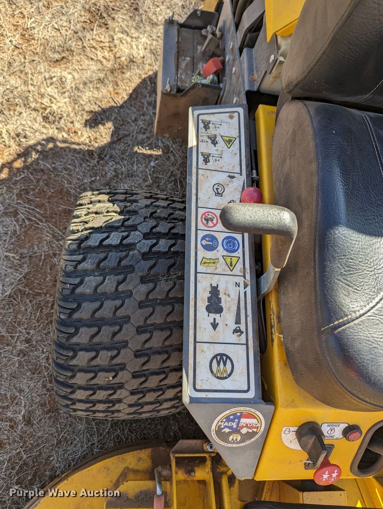 image for item LF9676 Walker B27i  ZTR lawn mower