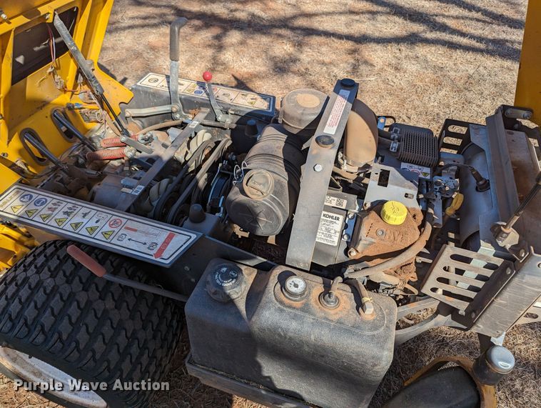 image for item LF9676 Walker B27i  ZTR lawn mower