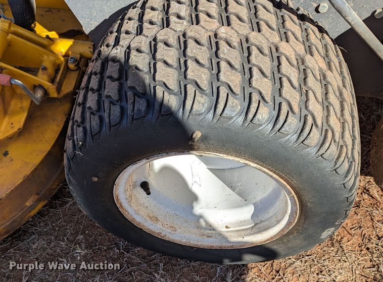 image for item LF9676 Walker B27i  ZTR lawn mower