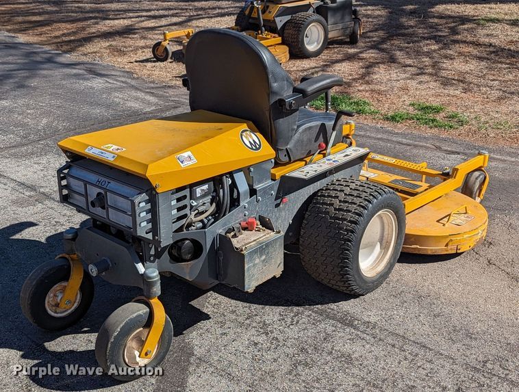 image for item LF9677 Walker B27i  ZTR lawn mower