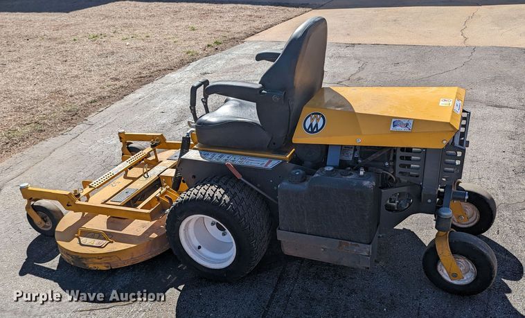 image for item LF9677 Walker B27i  ZTR lawn mower